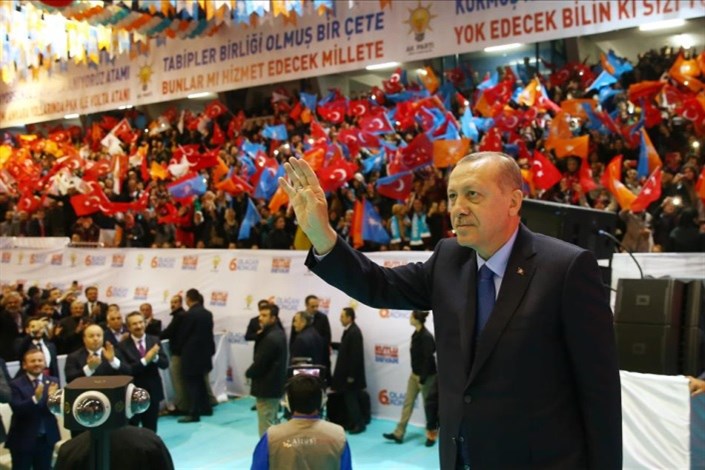 اردوغان دوباره بر کرسی ریاست  عدالت و توسعه نشست