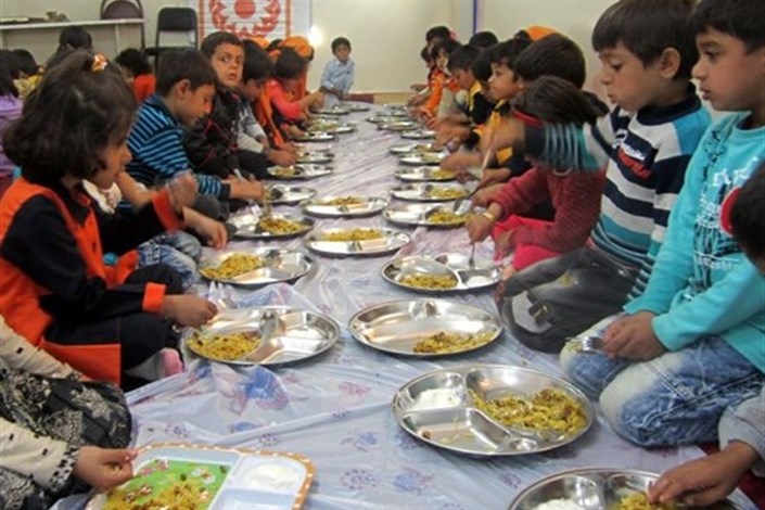 پوشش ۲۲۷هزار کودک برای دریافت یک وعده غذای گرم در مهد کودک ها