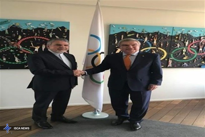 رئیس IOC: در خانه‌ام چهار تابلو نقاشی از اصفهان دارم