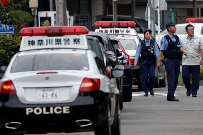 پلیس همراه نخست وزیر ژاپن اسلحه کمری خود را گم کرد