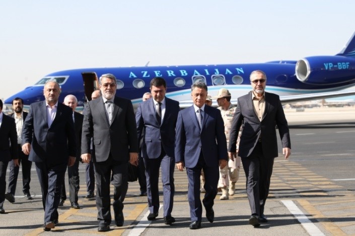 وزیر کشور آذربایجان وارد تهران شد 