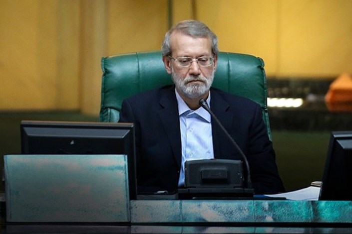 لاریجانی قانون اصلاح قانون مبارزه با پولشویی را به رئیس جمهور ابلاغ کرد 