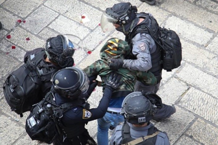بازداشت 13 فلسطینی توسط رژیم صهیونیستی