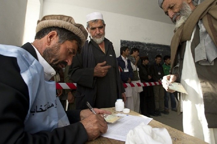 رای گیری انتخابات پارلمانی افغانستان آغاز شد