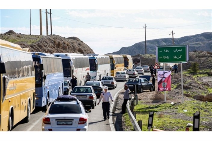  «واژگونی تریلی» علت ترافیک سنگین  جاده ایلام به مهران