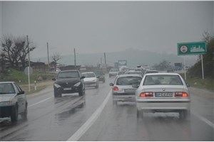 لغزندگی جاده چالوس و آزادراه‌های البرز به دلیل بارش باران
