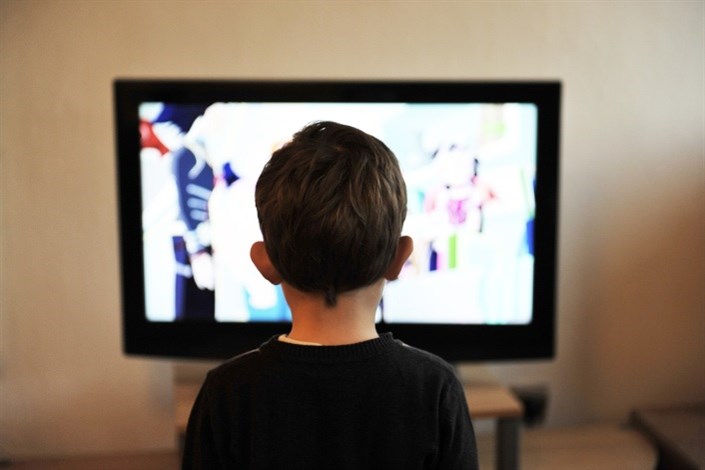 مضرات جبران ناپذیر تماشای صفحه نمایش برای کودکان