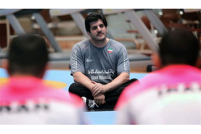 رسول خادم از ریاست فدراسیون کشتی استعفا کرد