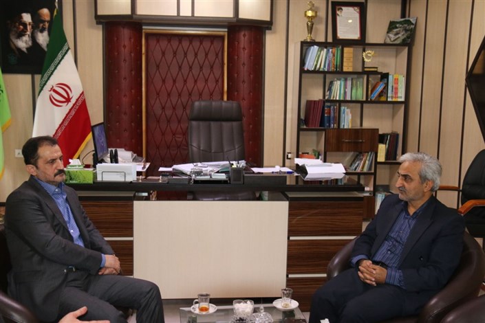 رئیس دانشگاه آزاد اسلامی واحد لاهیجان با رئیس سازمان چای کشور دیدار کرد