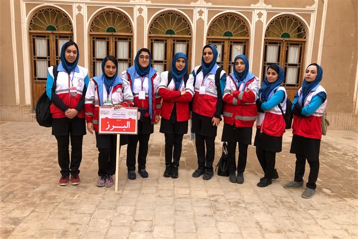 تیم دختران دانشگاه آزاد اسلامی واحد کرج یکی از سه تیم منتخب کشور شد