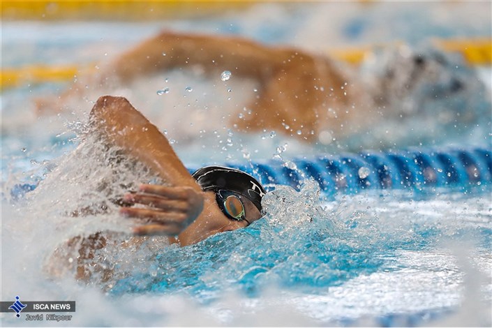 درخشش ورزشکار دانشگاه آزاد اسلامی در مسابقات شنای دانشجویان 