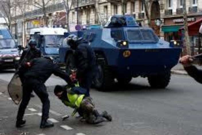 انتقاد دیده بان حقوق بشر از فرانسه