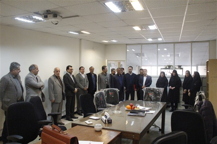 افتتاح میز توسعه دریا در دانشگاه آزاد اسلامی واحد تهران شمال