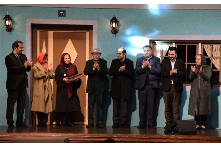 نکوداشت احترام برومند در جشنواره قصه‌گویی برگزار شد  