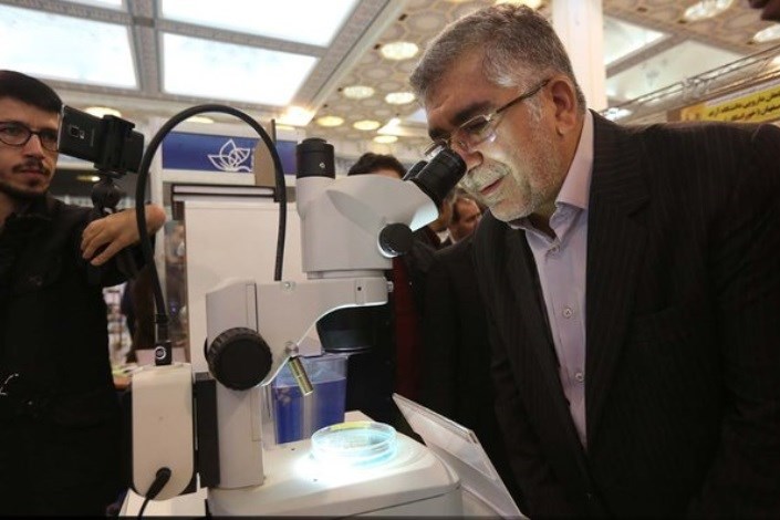 رئیس جهادانشگاهی از صنایع اسفراین بازدید کرد