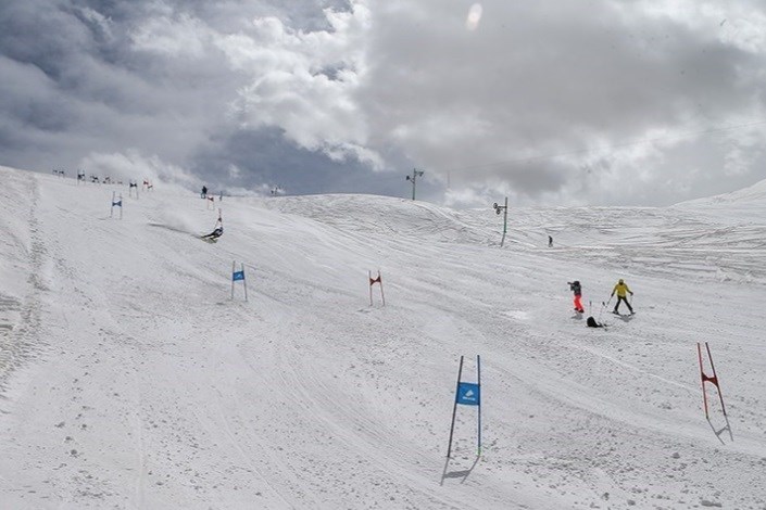 بازگشایی بزرگترین پیست اسکی خاورمیانه در غیاب مسئولان وزارت ورزش 