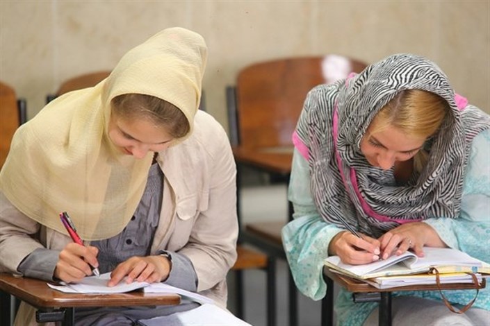 توزیع کارت آزمون سنجش استاندارد مهارت‌های زبان فارسی آغاز شد