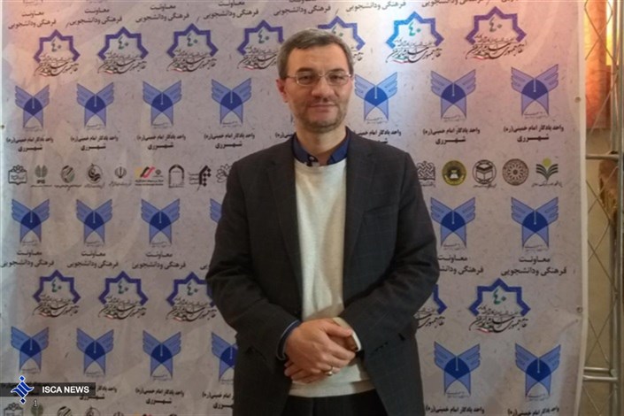 اشرفی: جشنواره کتاب انقلاب اسلامی در‌ واحد علوم و تحقیقات برگزار می شود