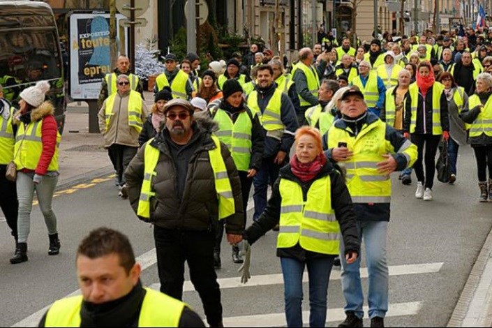 بازداشت گسترده جلیقه زردها در فرانسه 