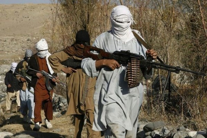 حمله سنگین طالبان به مواضع ارتش افغانستان