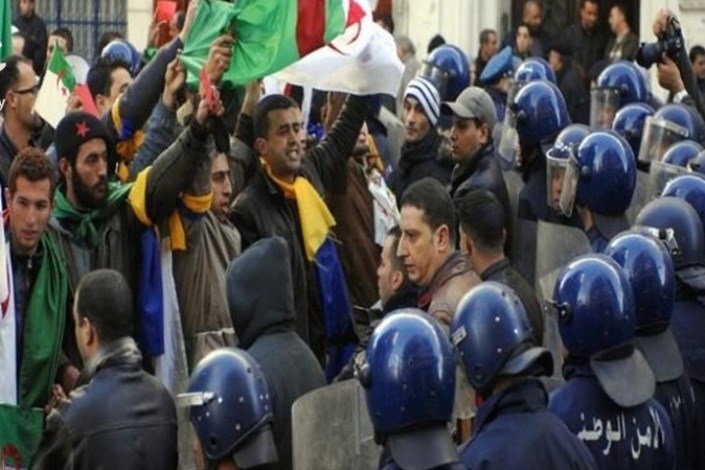 اعتراض و ناآرامی ها به الجزایر رسید