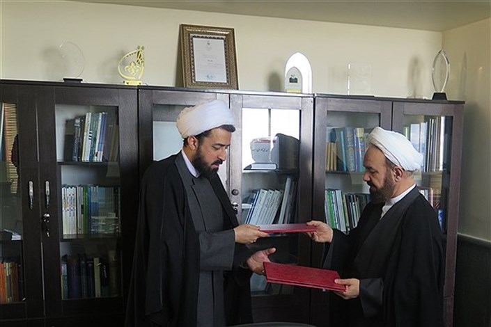 تفاهم‌نامه همکاری بین دانشگاه آزاد اسلامی و نهاد نمایندگی مقام معظم رهبری در دانشگاه‌ها امضا شد