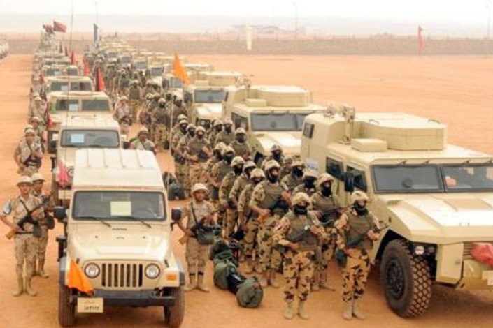 حمله سنگین ارتش مصر به صحرای سینا