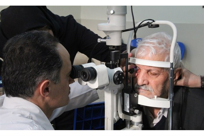 افراد بالای ۴۰ سال بیشتر مراقب چشمان خود باشند