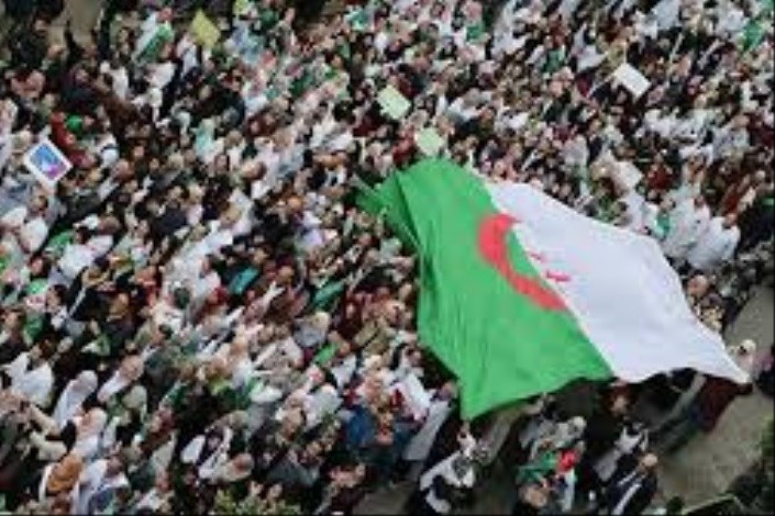 الجزایریی ها دوباره به خیابان ها آمدند 