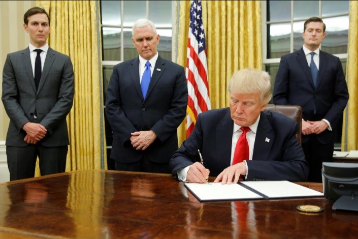 ترامپ فرمان الحاق جولان به اسرائیل را امضا می کند