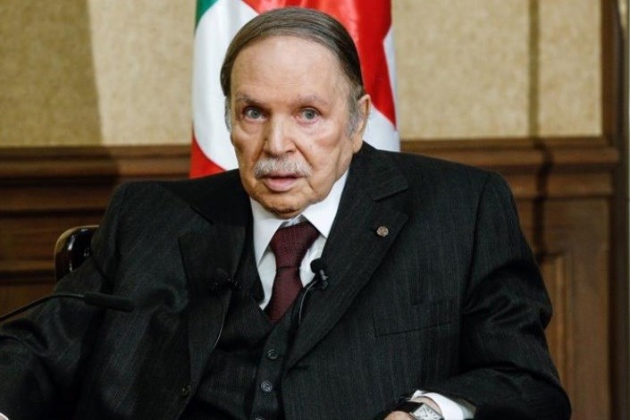 فرمانده ارتش الجزایر خواستار برکناری بوتفلیقه شد