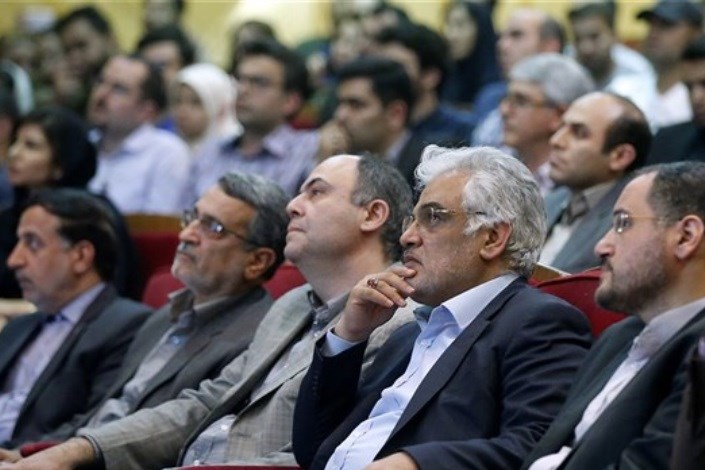 کارگاه آموزشی گام‌های دهگانه پویش ملی صادرات در دانشگاه آزاد اسلامی برگزار شد