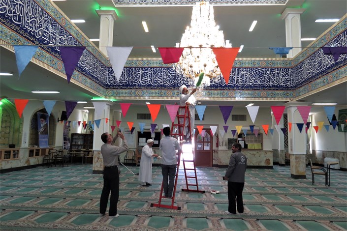  عطر خوش رمضان در مسجد پیامبر اکرم(ص) دانشگاه آزاد اسلامی واحد کرج پیچید 