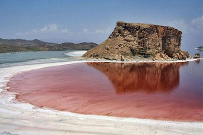 دریاچه ارومیه با فناوری احیا می‌شود