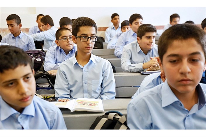 کاهش   10 دقیقه ای هر زنگ درسی و افزایش زنگ تفریح  مدارس در ماه رمضان