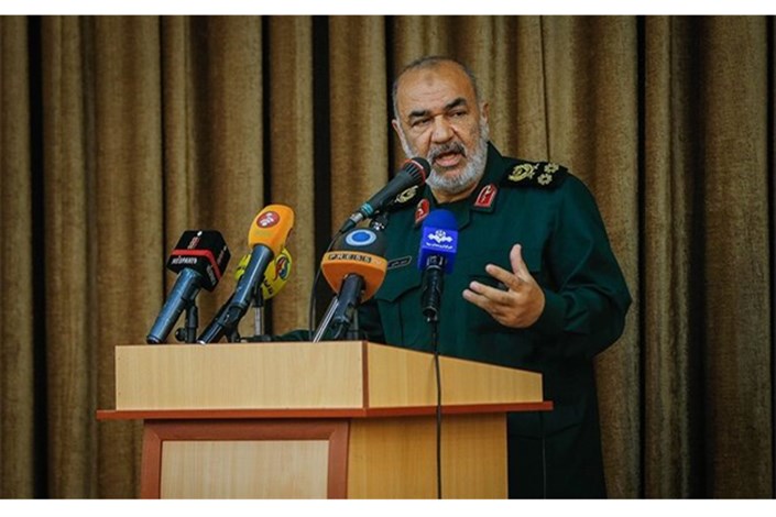  سرلشکر سلامی: قادر به شکست دشمن در جنگ اطلاعاتی هستیم