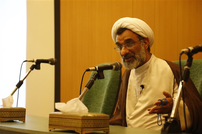 خسروپناه: تشکیل هیئت های اندیشه ورز در واحدهای دانشگاه آزاد اسلامی