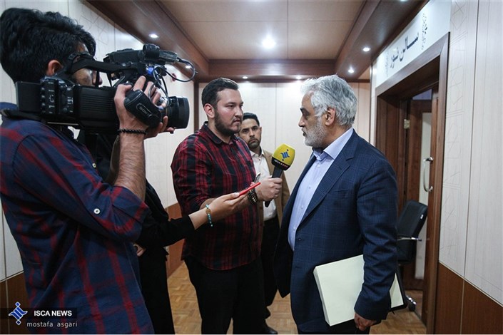 دکتر طهرانچی: کوتاهی‌ها در حق ورزشکاران دانشگاه آزاد اسلامی در شورای عالی ورزش بررسی می‌شود