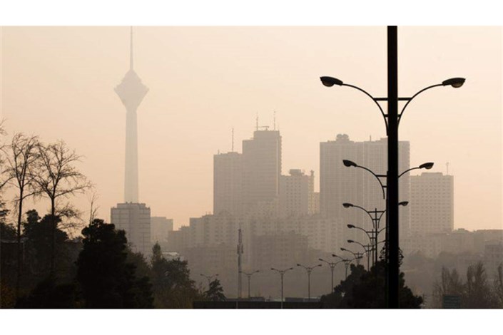 افزایش میزان آلاینده ازن در تهران/۷۴ هکتار از اراضی استان تهران با پدیده گرد و غبار مواجه است
