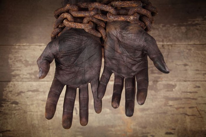 روشنگری نشریه دانشجویی در خصوص برده‌‌های یک دانشگاه آمریکایی