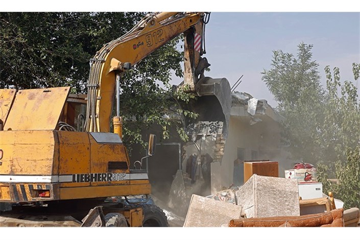 10 سازه غیرمجاز در روستاهای گرگان  تخریب  شد