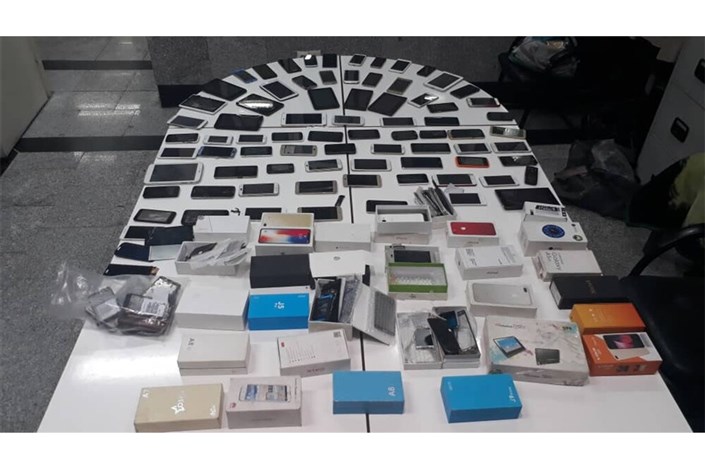 دستگیری مالخر گوشی‌های مسروقه با ۱۰۰۰ دستگاه موبایل