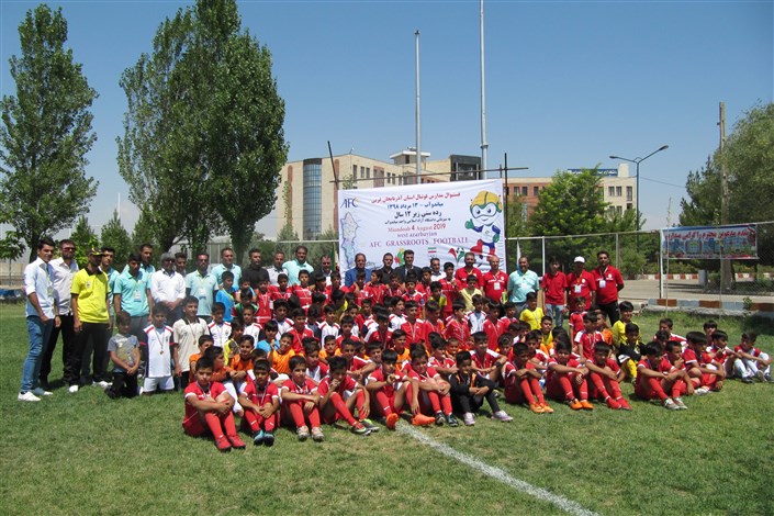 فستیوال استعداد یابی مدارس فوتبال در واحد میاندوآب برگزار شد
