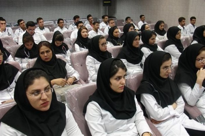 معافیت فارغ‌التحصیلان پزشکی از انجام تعهد خدمتی/ راه‌اندازی رشته‌های پزشکی در واحد امارات
