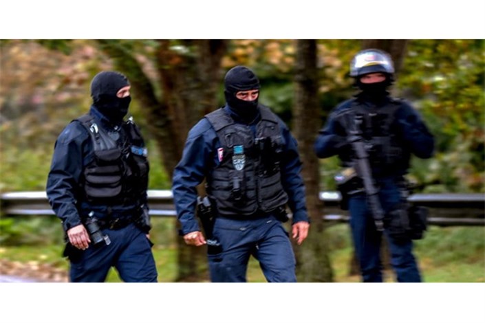هر هفته، دو پلیس فرانسوی خودکشی می‌کنند
