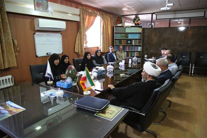 جلسه ستاد استقبال از دانشجویان ورودی جدید در واحد کرمانشاه برگزار شد