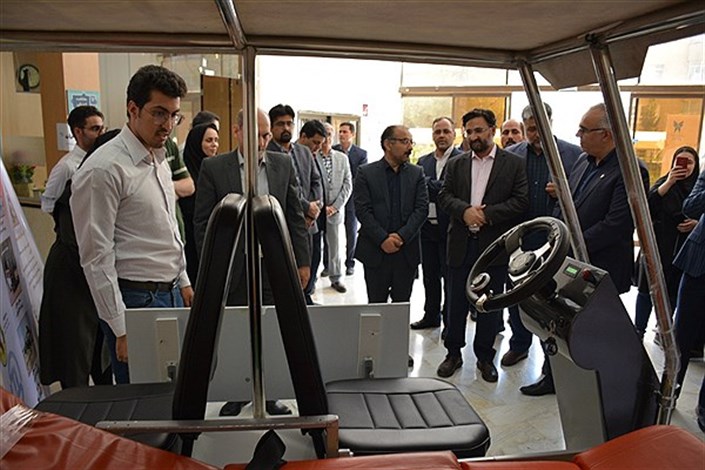  «خودروی برقی بیماربر» در دانشگاه آزاد اسلامی مشهد رونمایی شد