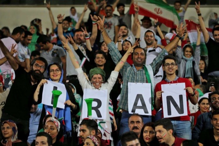  برای حفظ حرمت «زن ایرانی» در استادیوم آزادی تلاش کنیم