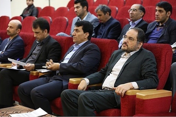 اولین نشست راهبری باشگاه پژوهشگران جوان و نخبگان دانشگاه آزاد اسلامی برگزار شد
