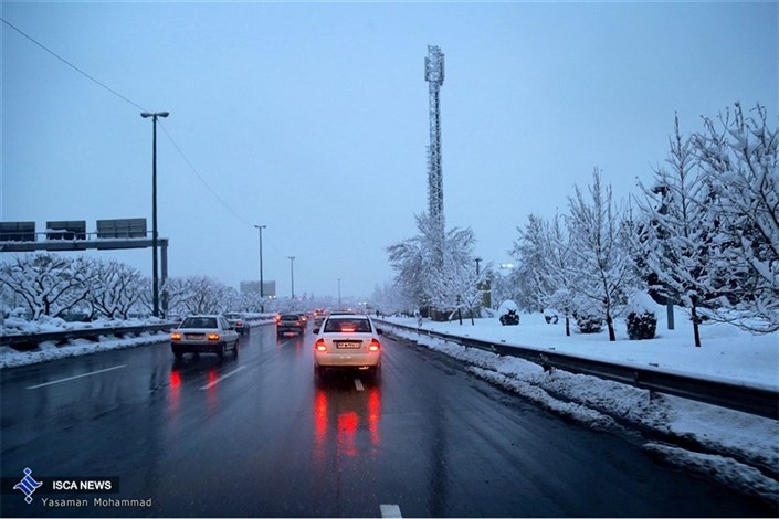 فردا تهران و 11 استان سردتر می شود/ کاهش 8 درجه ای دما/ جمعه تهران بارانی ست